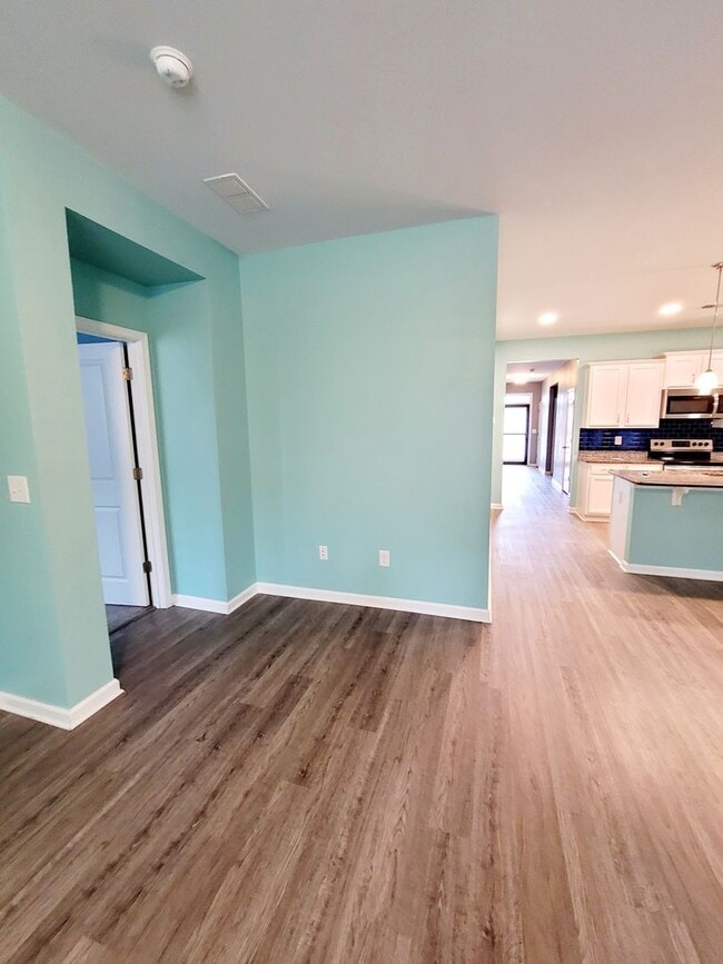 Building Photo - Desireable 4 Bedroom home in The Farm