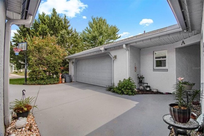 Building Photo - 73 Buttonworth Dr