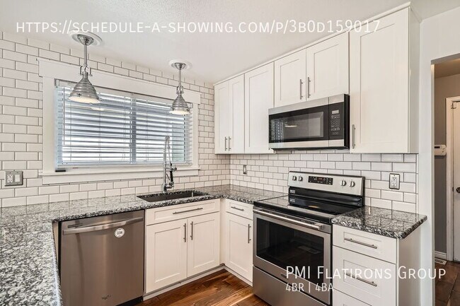 Building Photo - 5428 W 115th Dr