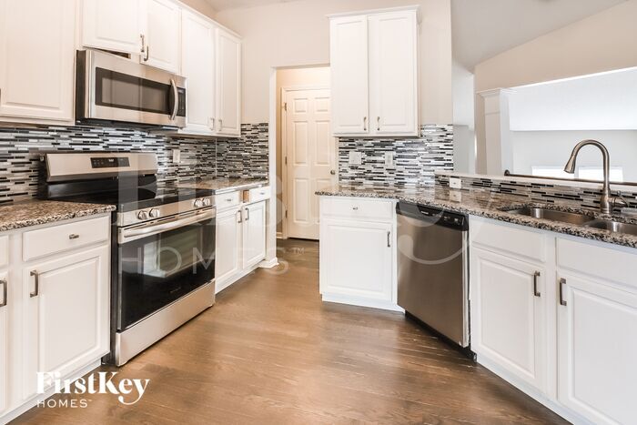 Building Photo - 15140 W 157th Terrace