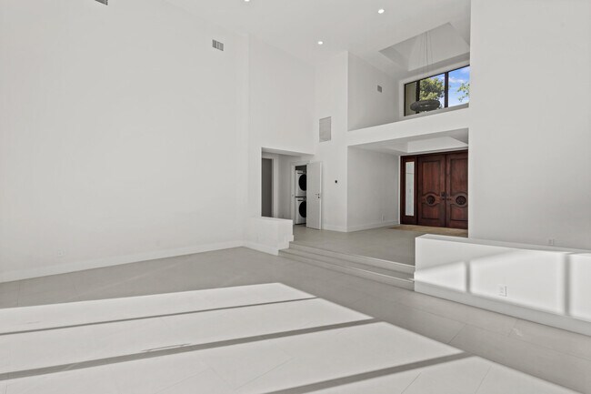 Building Photo - 4798 NW 25th Way