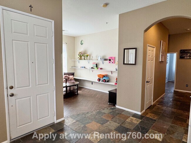 Building Photo - Huge 3 Bed 2 Bath Home With Pool & Spa in Hacienda Heights Neighborhood!!