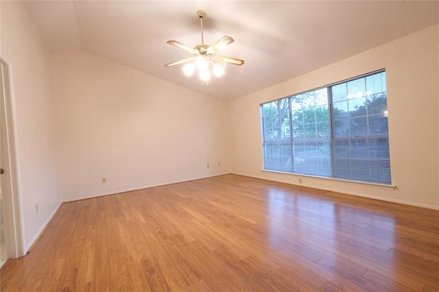 Building Photo - 4348 Kenwood Dr