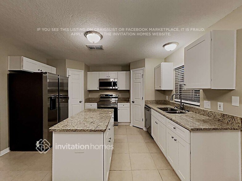 Building Photo - 1152 Amanda Kay Cir