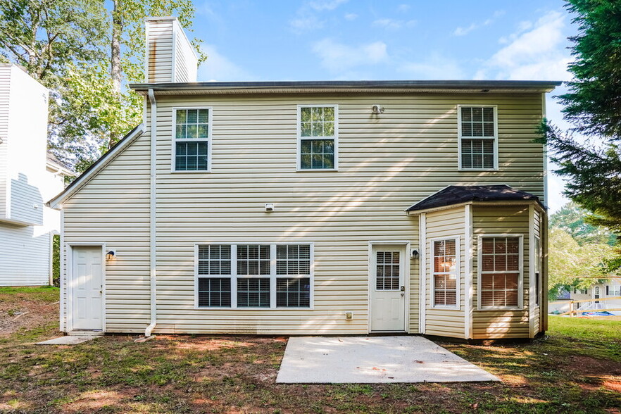Building Photo - 7470 Royale Ct