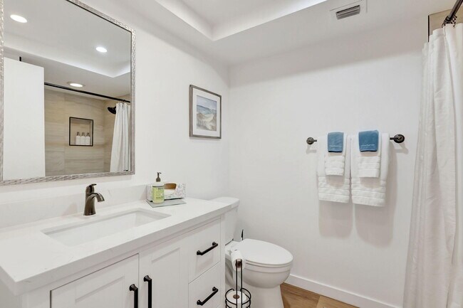 Building Photo - 334 Brackenwood Cir