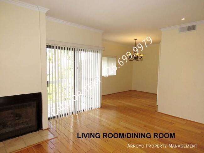 Building Photo - 617 Cabrillo Villas