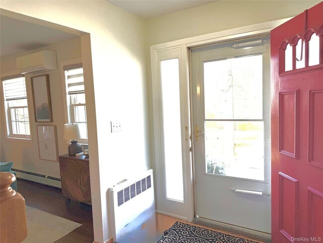 Building Photo - 49 Spencer Dr