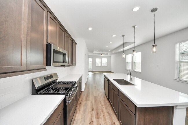 Building Photo - 9026 Selwyn Pointe Wy