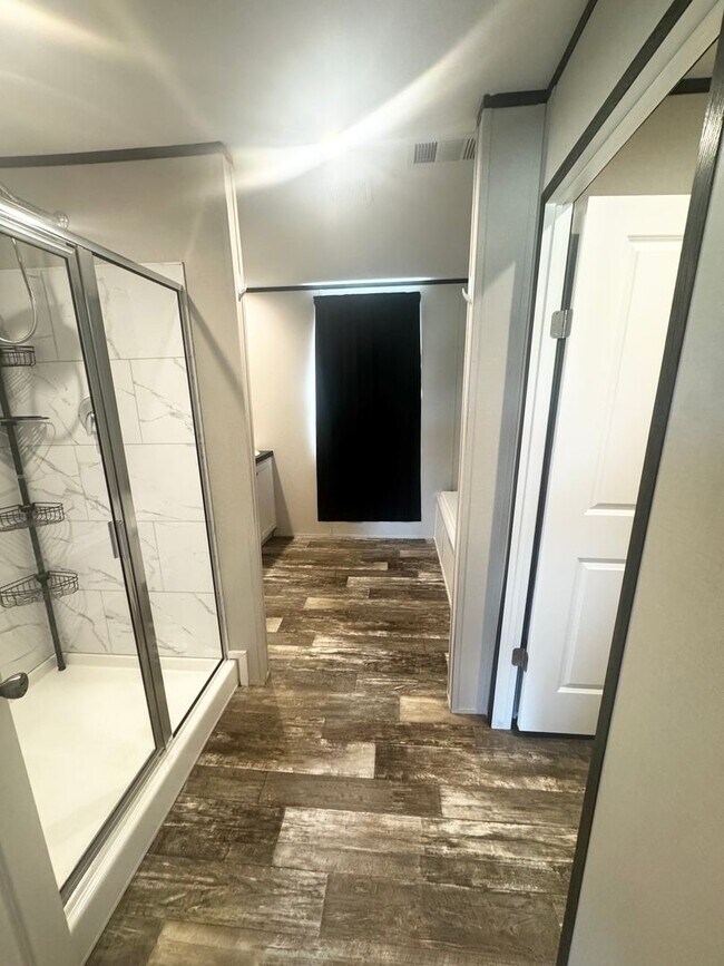 Building Photo - 3 Bedroom 2 Bathoom Ready to Rent in Odessa