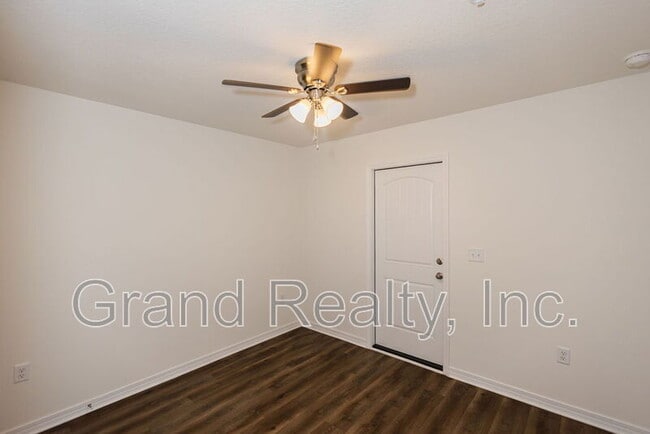 Building Photo - 6283 Holland Rd