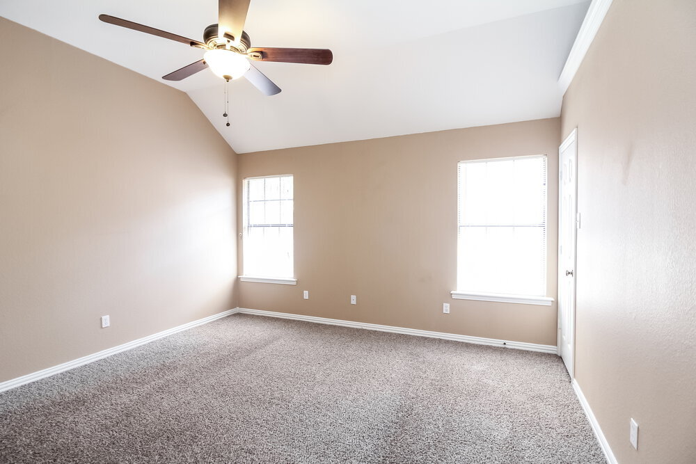 Building Photo - 752 Bryan Dr