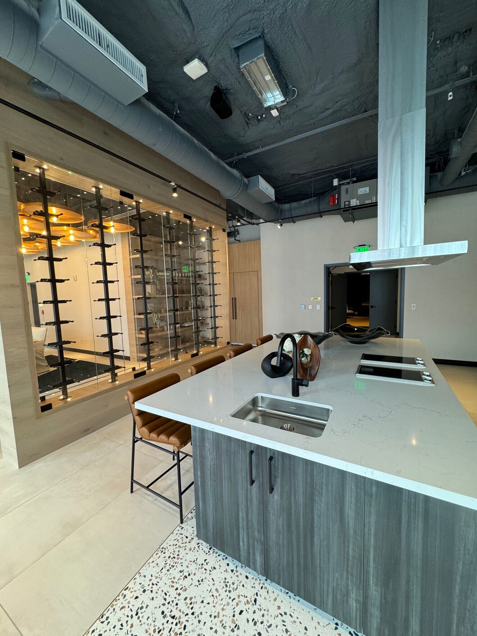 Building Photo - 132 NE 22nd St