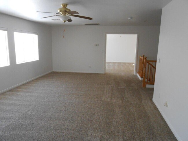 Building Photo - Beautiful 4 Bedroom Home in Summerlin
