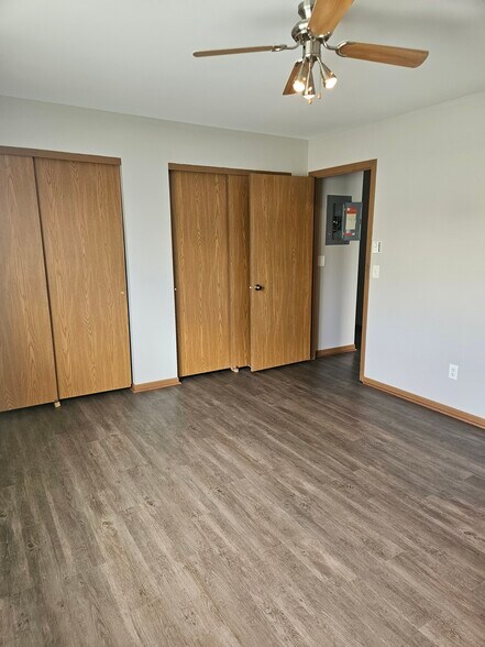 Building Photo - 2035 Sylvan Way
