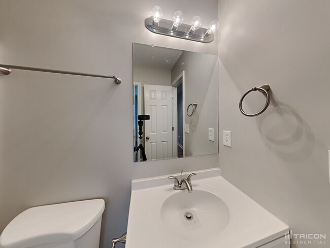 Building Photo - 6013 Patric Alan Ct