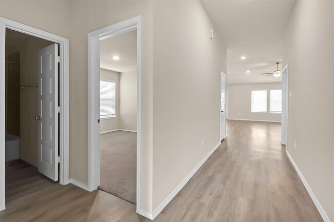 Building Photo - 7710 Squall Ln