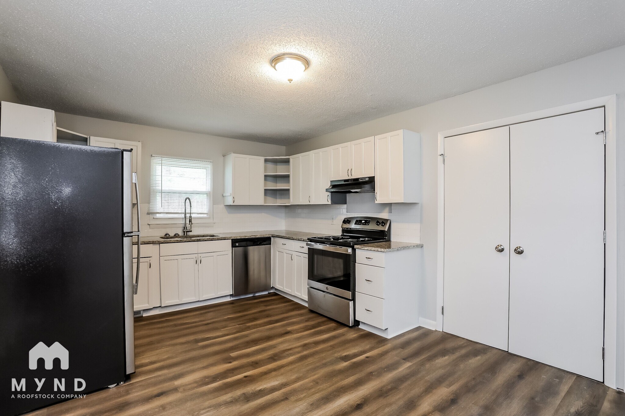 Building Photo - 908 Waring St