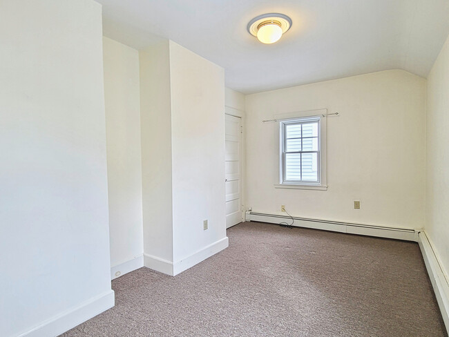 Bedroom 3 - 43 Harrison Ave
