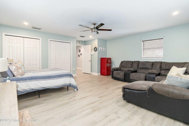 Building Photo - 1149 Scyphers St NE