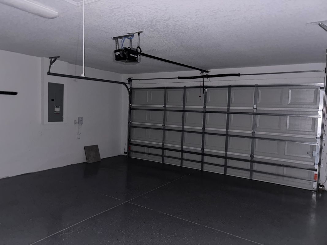 Building Photo - 15725 SE 97th Ave