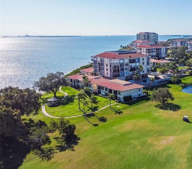Building Photo - 6104 Palma Del Mar Blvd S