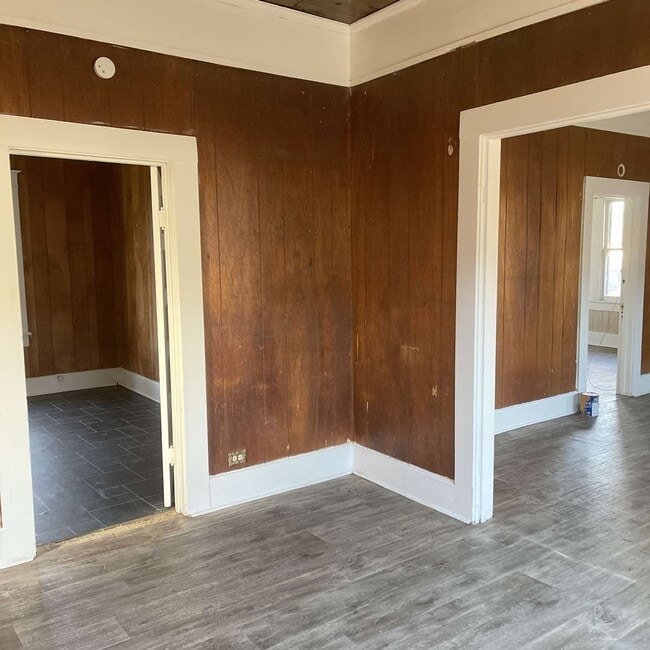 Building Photo - 2812 Gordon Ave