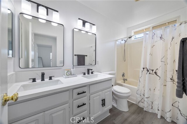 Building Photo - 25090 Acorn Ct