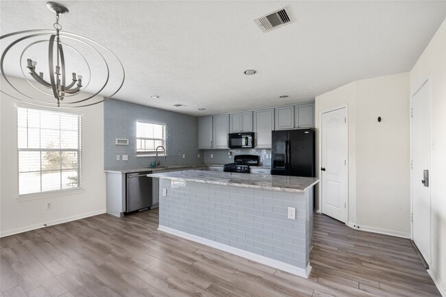 Building Photo - 18102 Clayton Bluff Ln