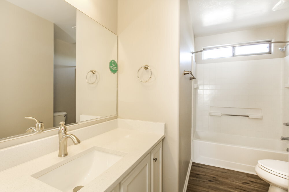 Building Photo - 476 East Placita Rejilla