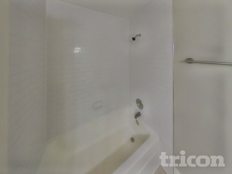 Building Photo - 606 Perdido Dr