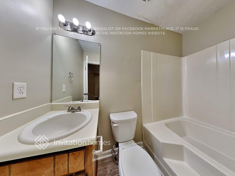 Building Photo - 148 Oakland Cir