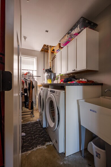 Building Photo - 6019 248th Ave