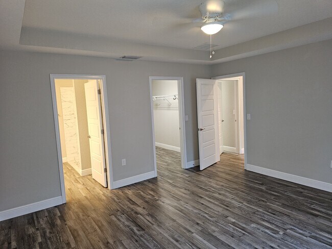 Building Photo - 28 Spruce Terrace