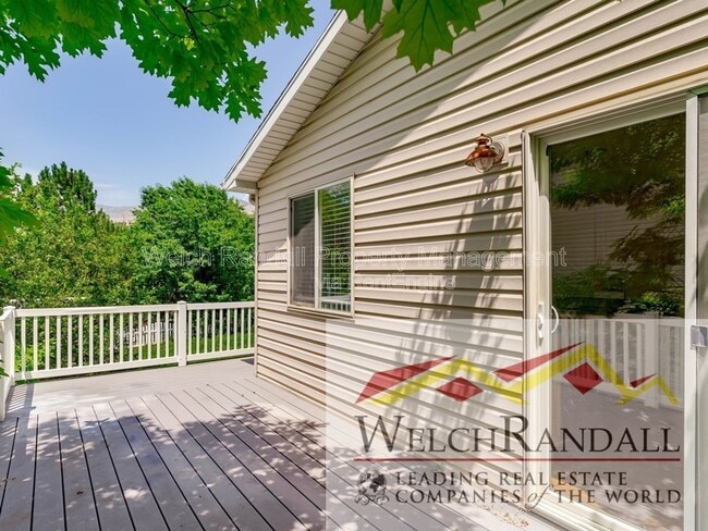 Building Photo - 1124 E 1000 N