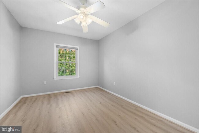 Building Photo - 10276 Arizona Cir