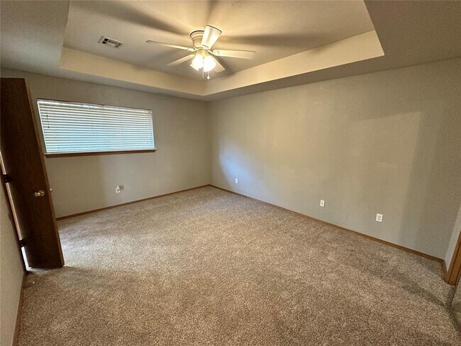 Building Photo - 1819 Duckhawk Ct