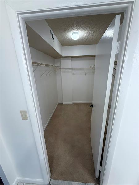 Building Photo - 410 NW 68th Ave