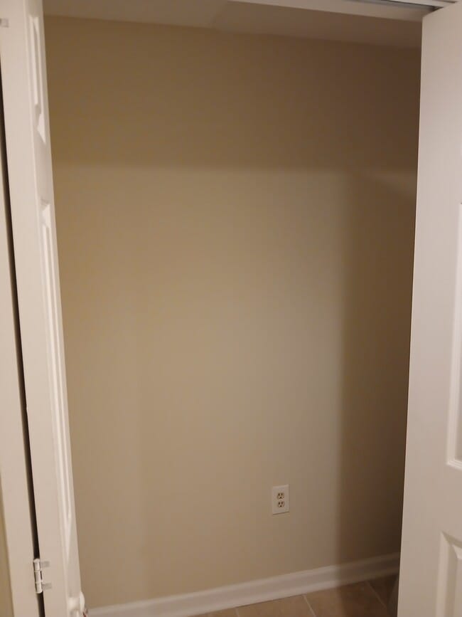 Building Photo - 7001 Chain Fern Ct