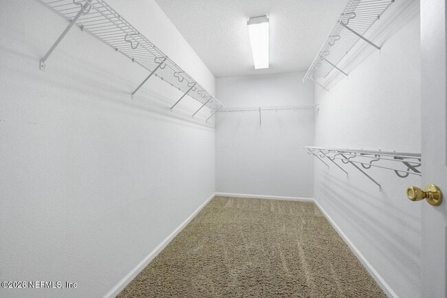 Building Photo - 11152 Castlemain Cir S