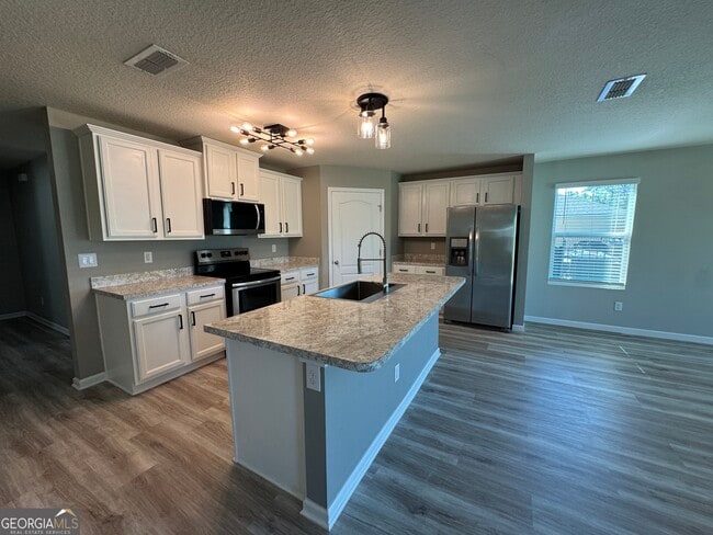 Building Photo - 217 Brooklet Cir