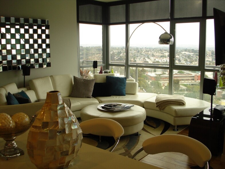 Building Photo - 1441 9th Ave