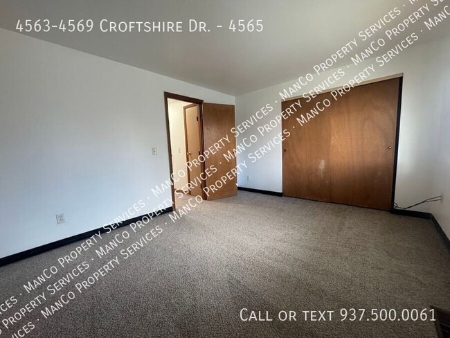 Building Photo - 4563-4569 Croftshire Dr.-4565