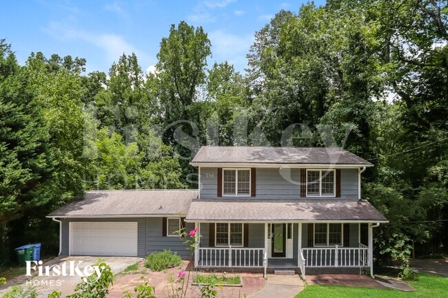 Building Photo - 3120 Oak Dr