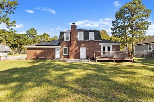 Building Photo - 5839 Rivercroft Rd