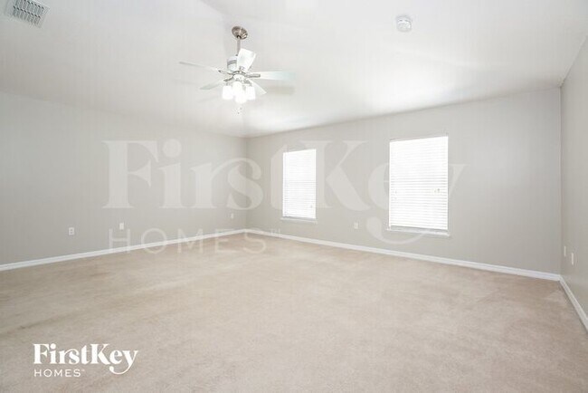 Building Photo - 541 Tortuga Way