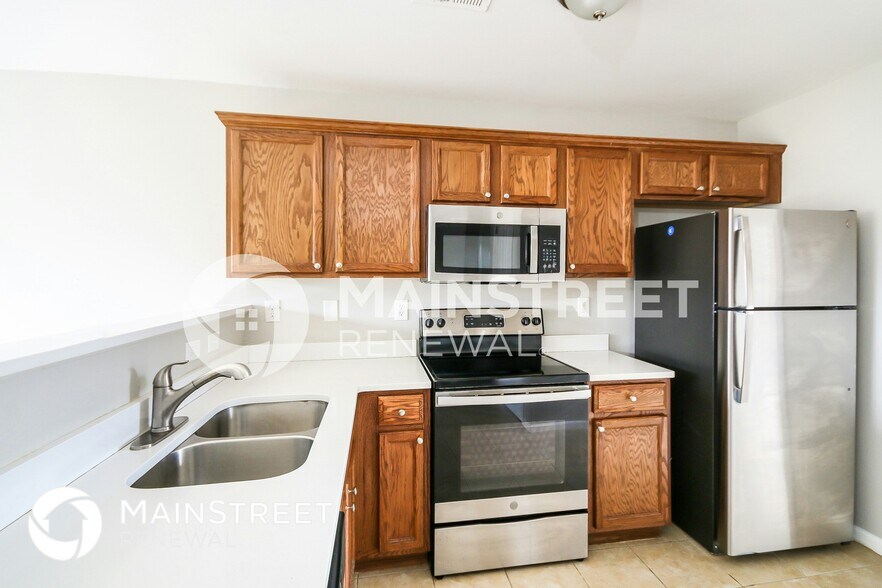 Building Photo - 9127 White Aspen Pl