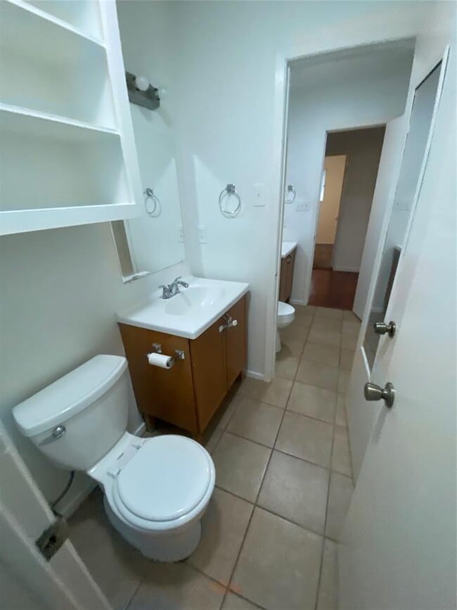 Building Photo - 1508 No Mor Cove
