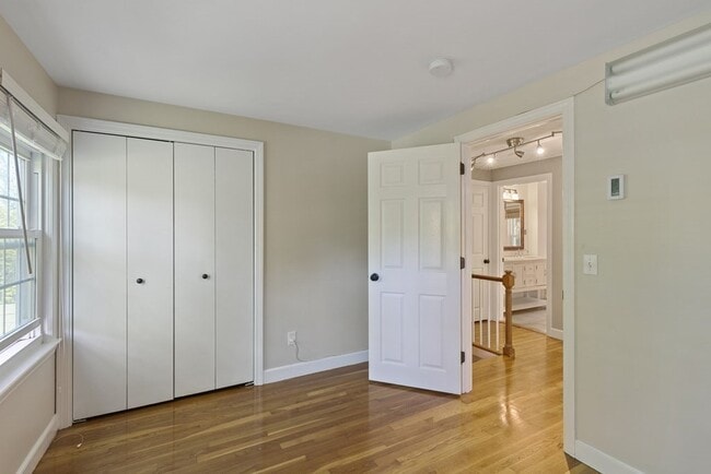 Building Photo - 159 Bedford St