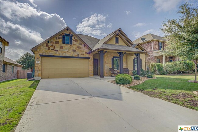 Building Photo - 398 Pecan Meadows